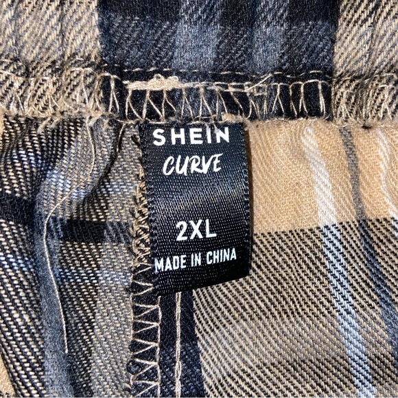 Women’s Plus Flannel Joggers - Size: 2XL - Picture 6 of 7